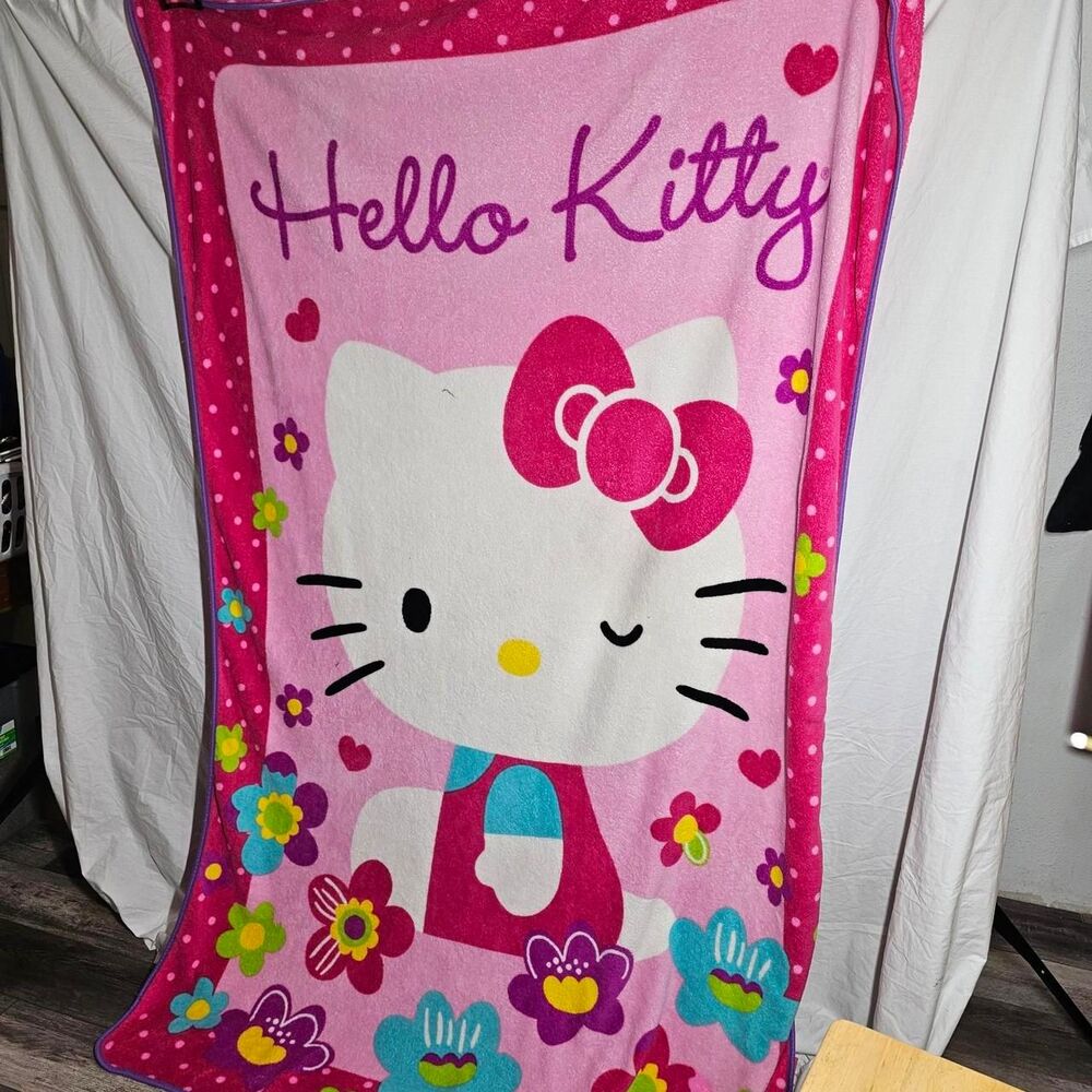 Full size 2015 hello kitty sanrio floral girly fleece blanket